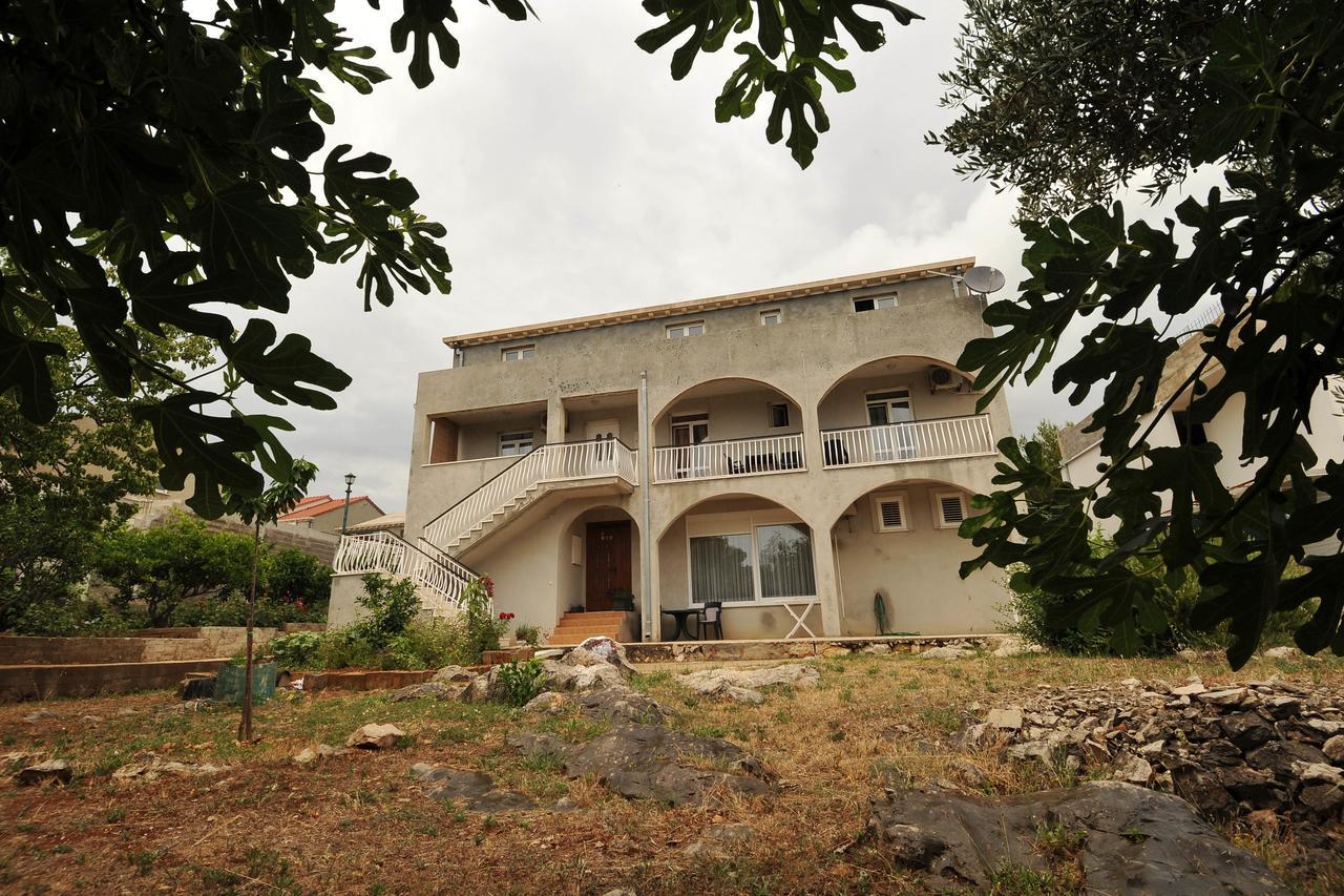 Apartments Sea Star 米利尼 外观 照片